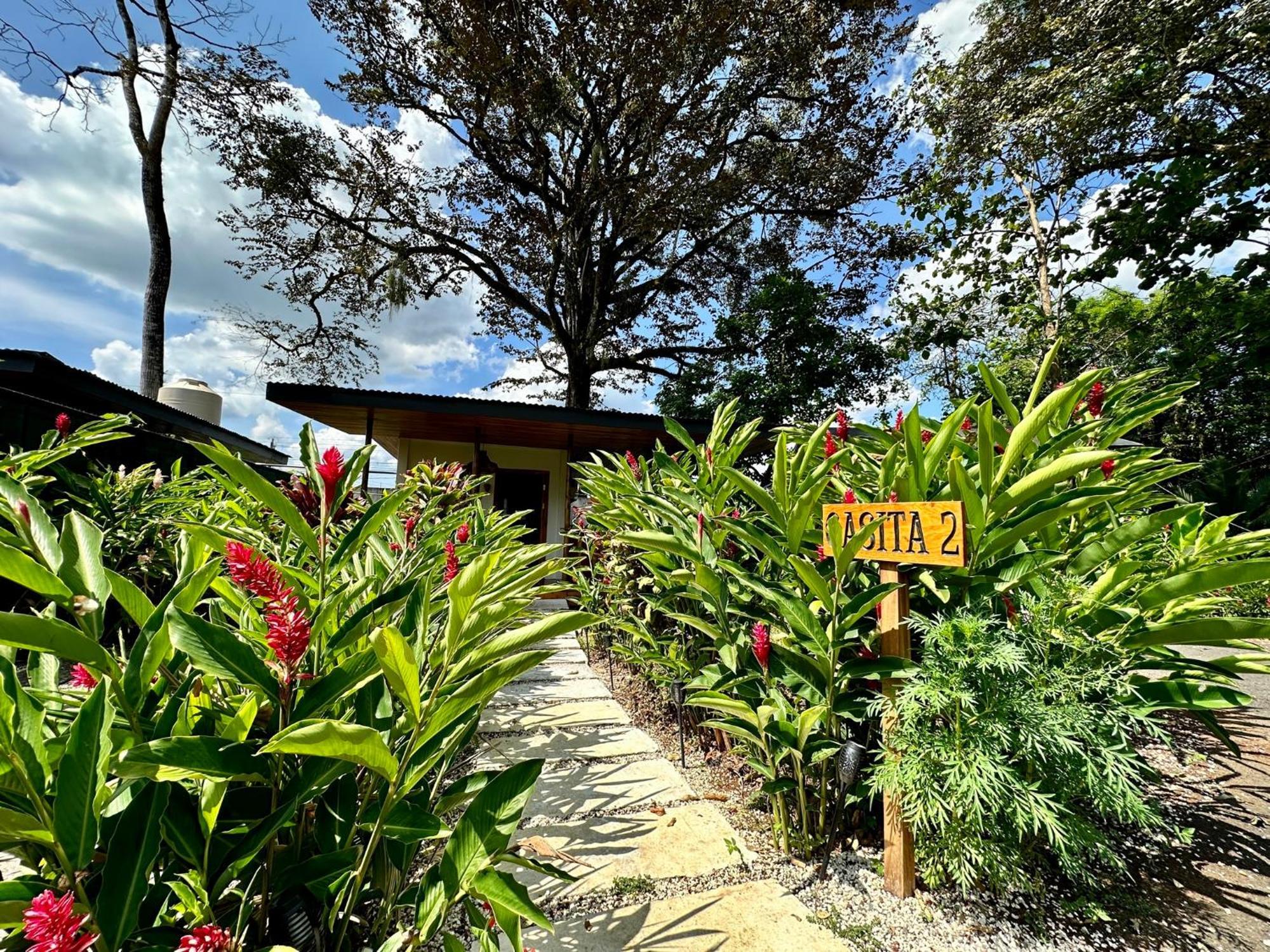 Almendros Eco-Villas La Fortuna Ngoại thất bức ảnh